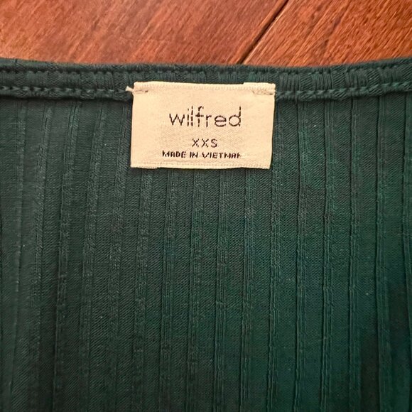 Aritzia Wilfred - Long V-Neck Knit - XXS Emerald Green, Faux Pearl Buttons - Picture 5 of 5